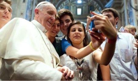 Picture of Pope Francis selfie