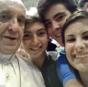 Selfie Pope Francis